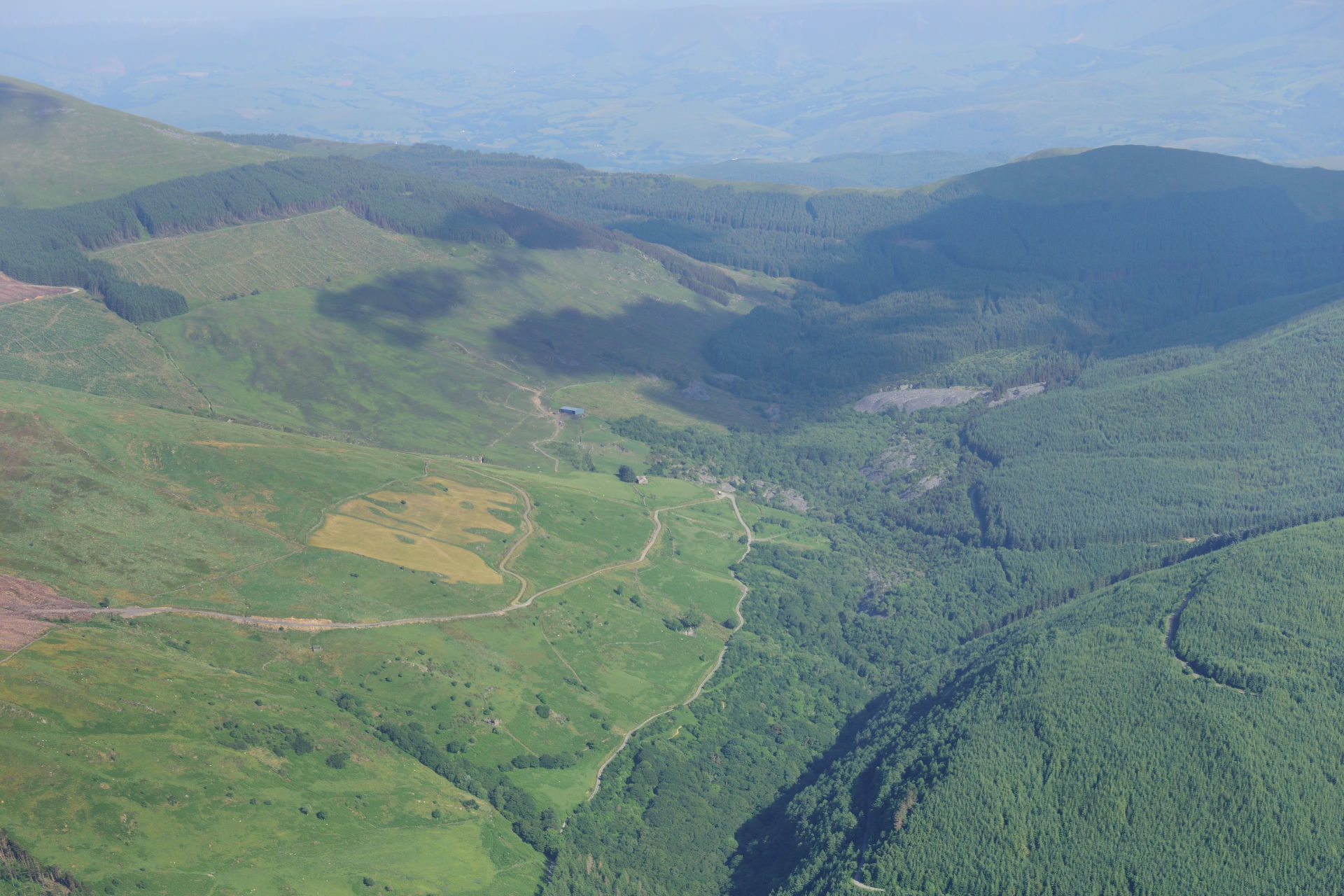 Bryn eglwys Landscape